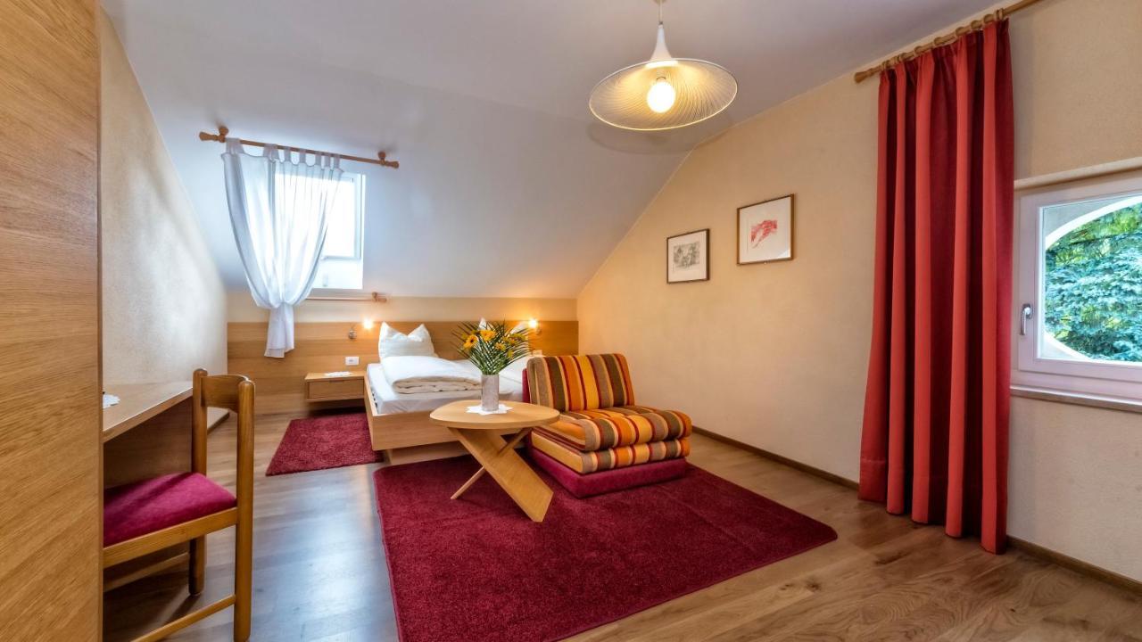 Hotel Brueckenwirt Novacella Kültér fotó
