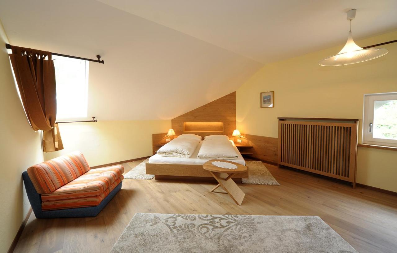 Hotel Brueckenwirt Novacella Kültér fotó